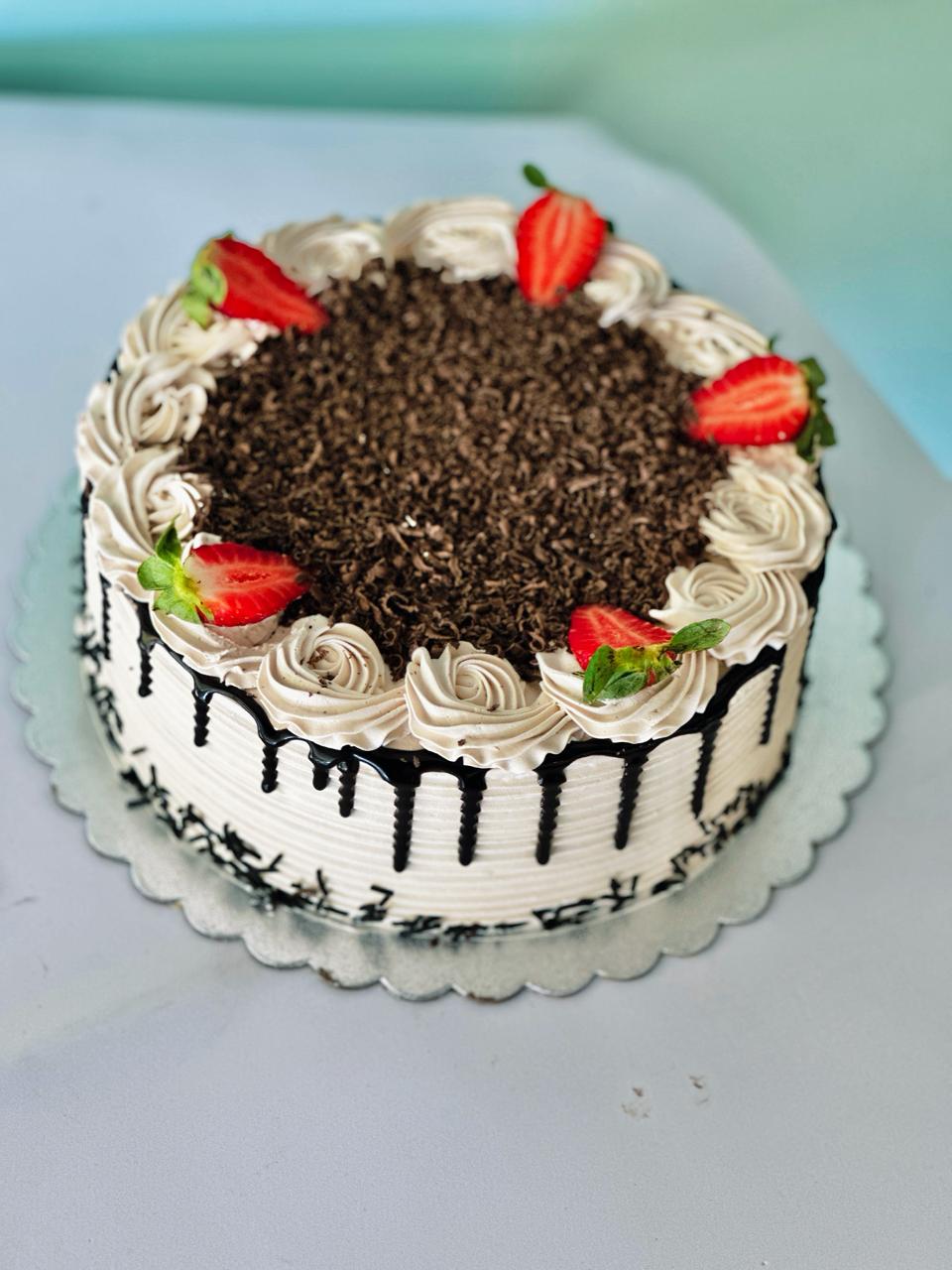 Chocolate Vanilla Cake (2) Chocolate Vanilla Cake (2)