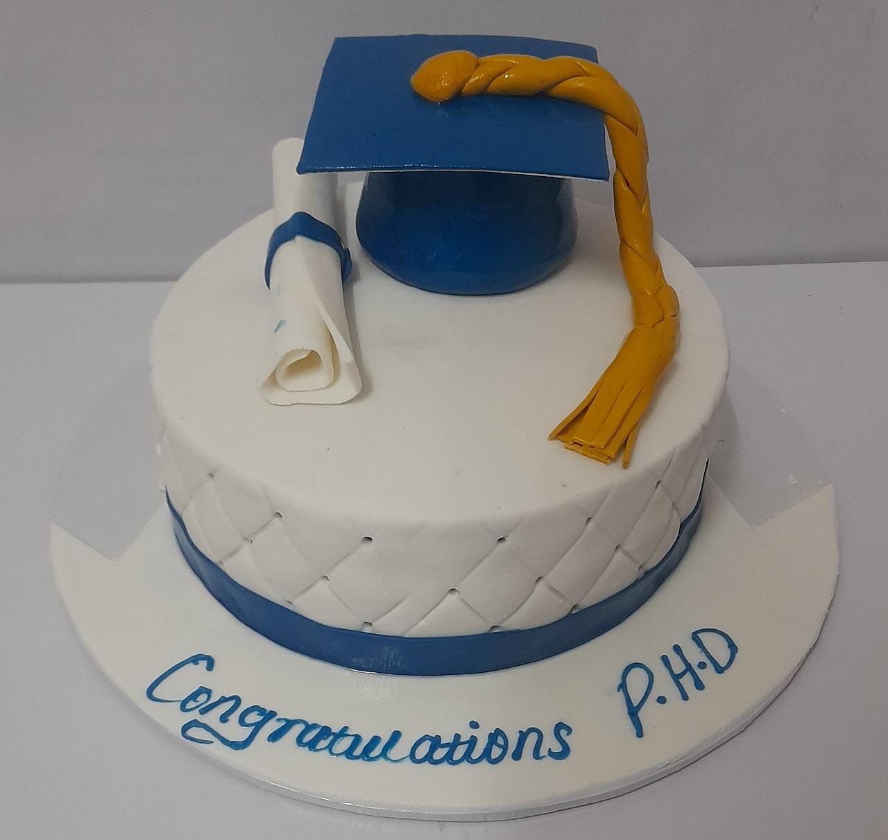 Graduation themed cake in Nairobi 2
