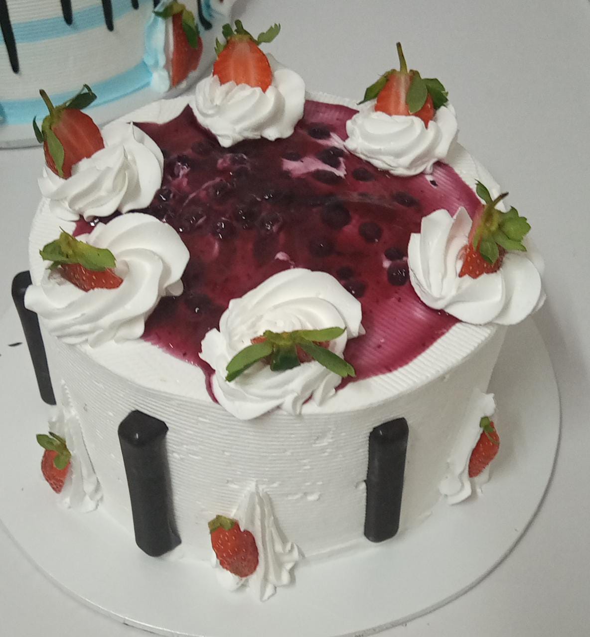 0.5kg blueberry cake 0.5kg blueberry cake