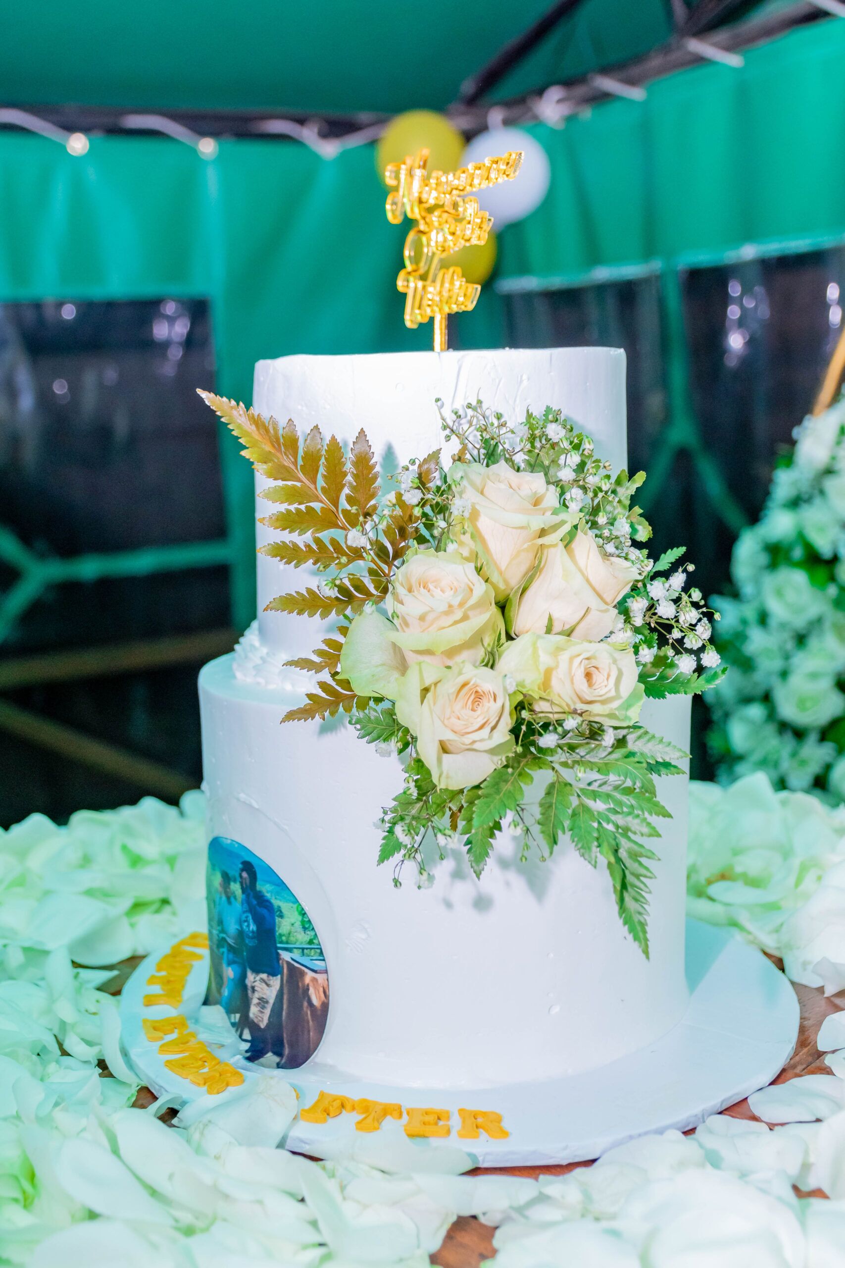 Simple elegant Wedding cake Simple elegant Wedding cake