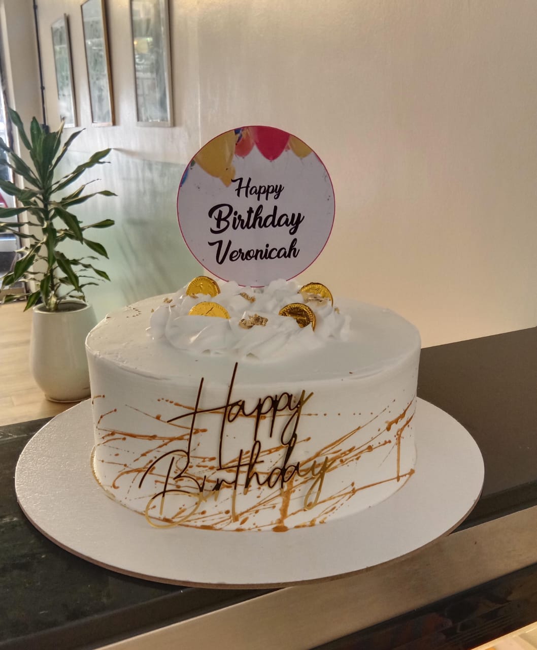 Simple design cake Simple design cake